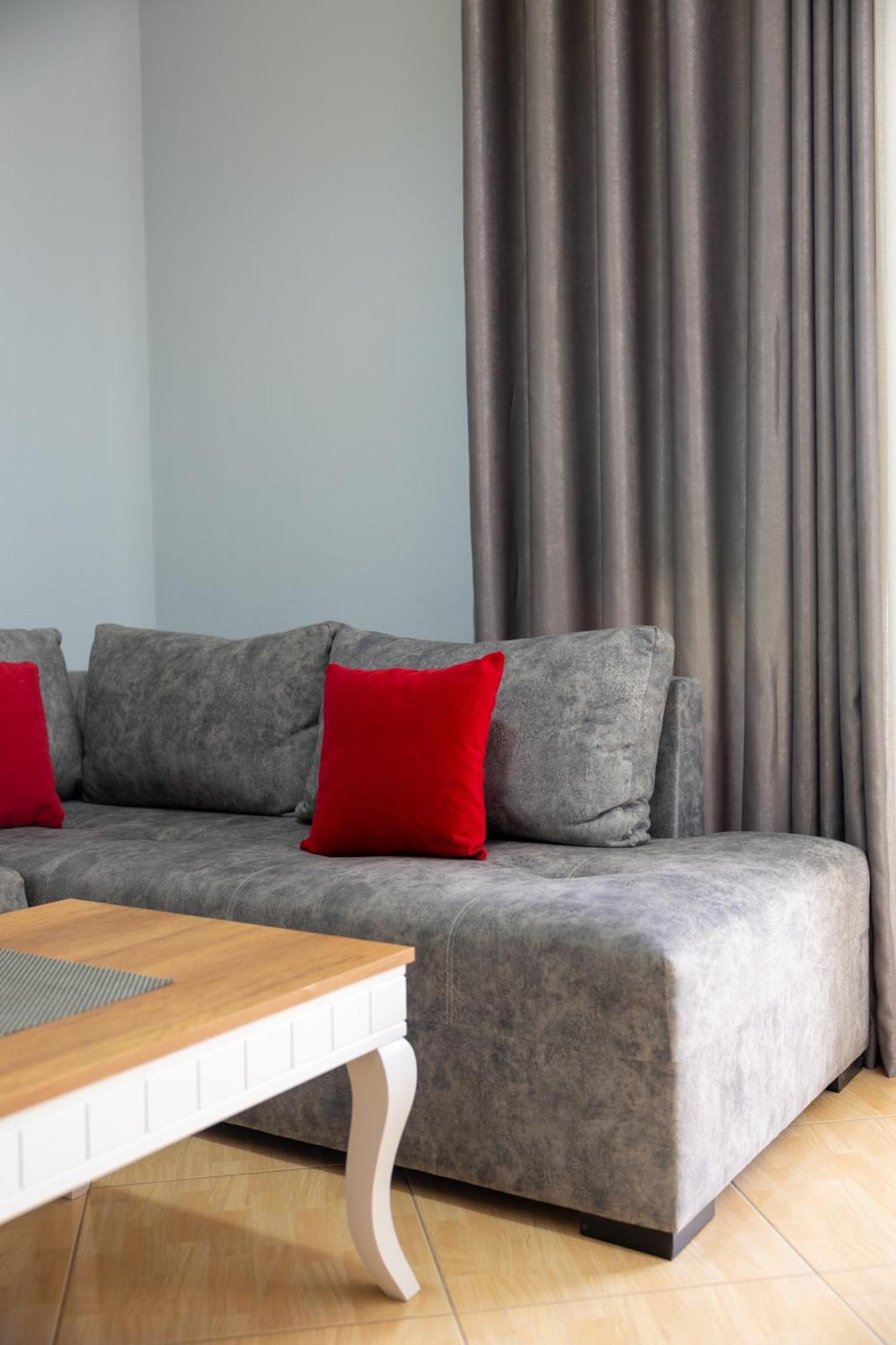 Da Vinci Apartment Vlorë Εξωτερικό φωτογραφία
