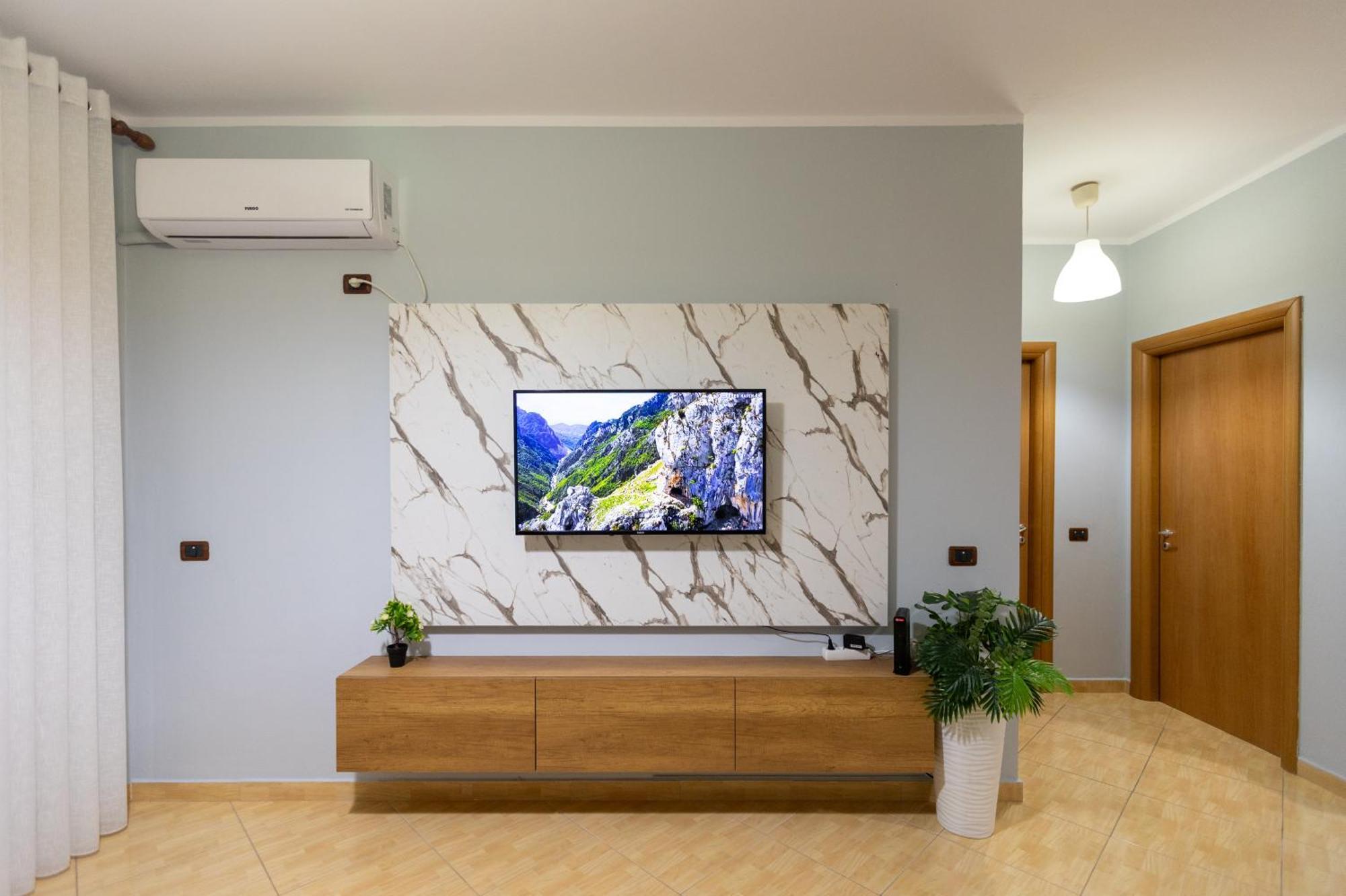 Da Vinci Apartment Vlorë Εξωτερικό φωτογραφία